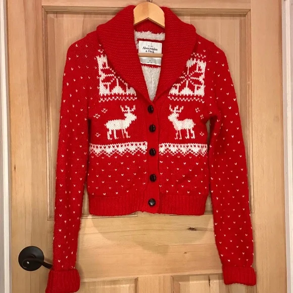 Abercrombie & Fitch Holiday Cardigan - Picture 1 of 7